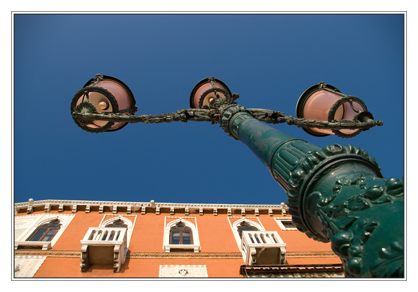 |||&nbsp;Lampada&nbsp;a&nbsp;Venezia&nbsp;|||&nbsp;01/2007